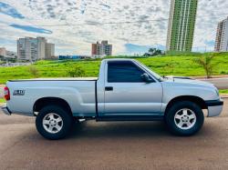 CHEVROLET S10 2.4 FLEX ADVANTAGE CABINE SIMPLES