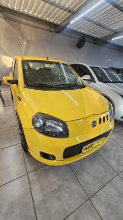 FIAT Uno 1.4 FLEX SPORTING