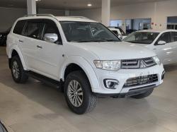 MITSUBISHI Pajero 3.2 16V 4P 4X4 7 LUGARES HPE TURBO DIESEL INTERCOOLER AUTOMTICO