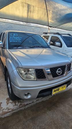 NISSAN Frontier 2.5 SEL 4X4 TURBO DIESEL CABINE DUPLA AUTOMTICO