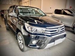 TOYOTA Hilux Caminhonete 2.8 16V SRX 4X4 TURBO DIESEL CABINE DUPLA AUTOMTICO