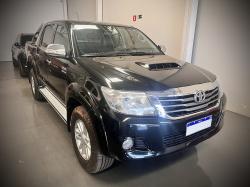 TOYOTA Hilux Caminhonete 3.0 4P 4X4 SRV TURBO DIESEL TOP CABINE DUPLA AUTOMTICO