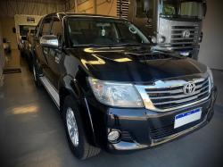 TOYOTA Hilux Caminhonete 3.0 4P 4X4 SRV TURBO DIESEL TOP CABINE DUPLA AUTOMTICO