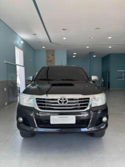 TOYOTA Hilux Caminhonete 3.0 16V 4P 4X4 SRV TURBO DIESEL CABINE DUPLA AUTOMTICO