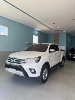 TOYOTA Hilux Caminhonete 2.8 16V 4P SR 4X4 DIESEL CABINE DUPLA AUTOMTICO