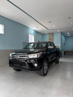 TOYOTA Hilux Caminhonete 2.8 16V SRX 4X4 TURBO DIESEL CABINE DUPLA AUTOMTICO