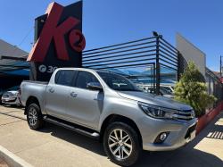 TOYOTA Hilux Caminhonete 2.8 16V SRX 4X4 TURBO DIESEL CABINE DUPLA AUTOMTICO