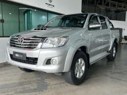 TOYOTA Hilux Caminhonete 3.0 4P 4X4 SRV TURBO DIESEL CABINE DUPLA AUTOMTICO