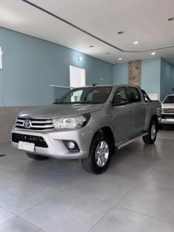 TOYOTA Hilux Caminhonete 2.7 16V 4P SR FLEX CABINE DUPLA