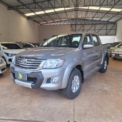 TOYOTA Hilux Caminhonete 2.7 16V 4P SRV FLEX CABINE DUPLA AUTOMTICO