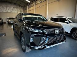TOYOTA Hilux SW4 2.8 16V 4P SRX PLATINUM 4X4 7 LUGARES TURBO DIESEL AUTOMTICO