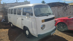 VOLKSWAGEN Kombi 1.6 STD 9 LUGARES