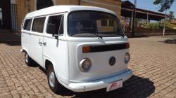 VOLKSWAGEN Kombi 1.6 STD 9 LUGARES