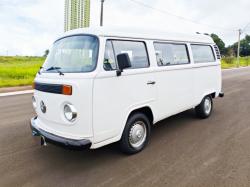 VOLKSWAGEN Kombi 1.6 STD 9 LUGARES