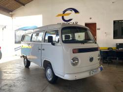 VOLKSWAGEN Kombi 1.6 STD 9 LUGARES