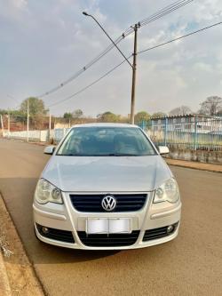 VOLKSWAGEN Polo Hatch 1.6 4P