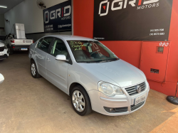 VOLKSWAGEN Polo Sedan 1.6 4P COMFORTLINE FLEX