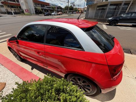 AUDI A1 1.4 16V 4P TFSI ATRACTION S-TRONIC AUTOM�TICO, Foto 6