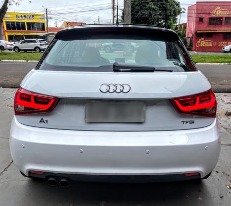 AUDI A1 1.4 16V 4P TFSI ATRACTION S-TRONIC AUTOM�TICO, Foto 9