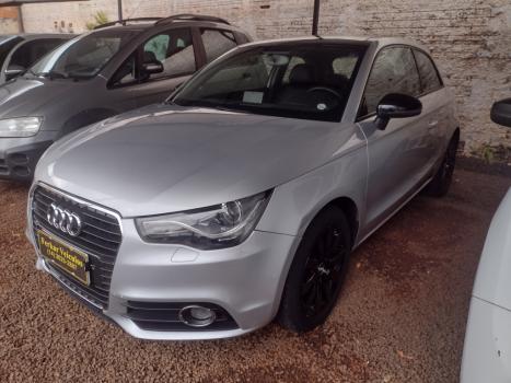 AUDI A1 1.4 16V TFSI ATRACTION S-TRONIC AUTOM�TICO, Foto 4