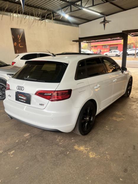 AUDI A3 1.8 16V 4P TFSI SPORTBACK  AUTOMÁTICO, Foto 5 AUDI A3 1.8 16V 4P TFSI SPORTBACK  AUTOMÁTICO, Foto 5