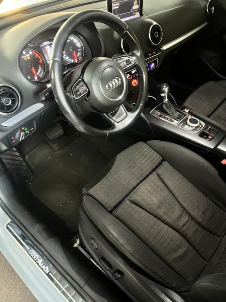 AUDI A3 1.8 16V 4P TFSI SPORTBACK  AUTOMÁTICO, Foto 8 AUDI A3 1.8 16V 4P TFSI SPORTBACK  AUTOMÁTICO, Foto 8
