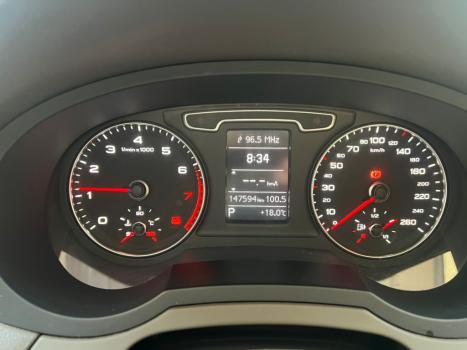 AUDI Q3 2.0 4P TFSI AMBITION QUATTRO S-TRONIC AUTOM�TICO, Foto 9
