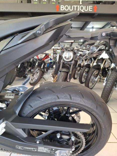 BMW F 900 R SPORT PLUS, Foto 4