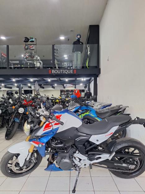 BMW F 900 R SPORT PLUS, Foto 2