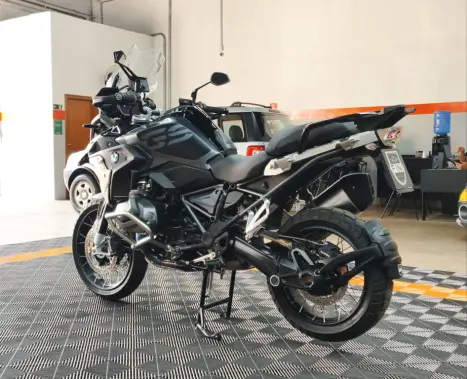 BMW R 1250 GS TRIPLE BLACK, Foto 3