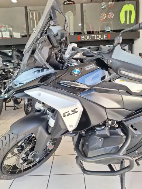 BMW R 1300 GS TRIPLE BLACK, Foto 12