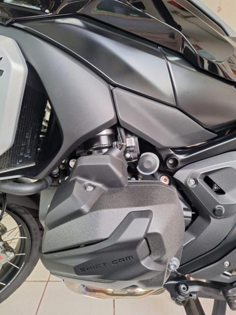 BMW R 1300 GS TRIPLE BLACK, Foto 17