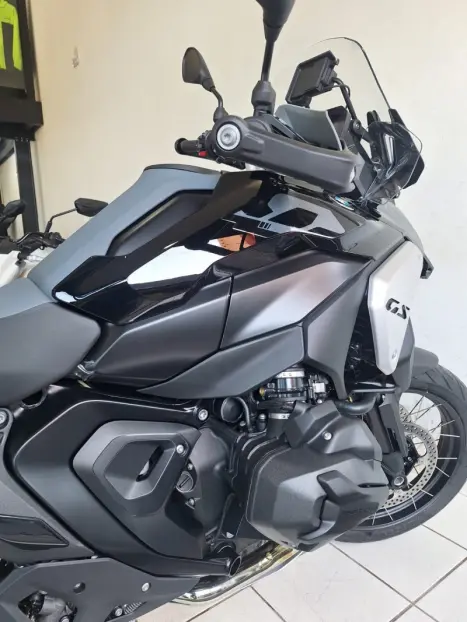 BMW R 1300 GS TRIPLE BLACK, Foto 14