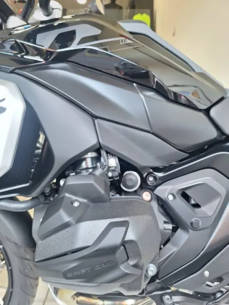 BMW R 1300 GS TRIPLE BLACK, Foto 18