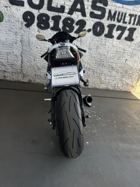 BMW S 1000 RR M CARBON, Foto 4