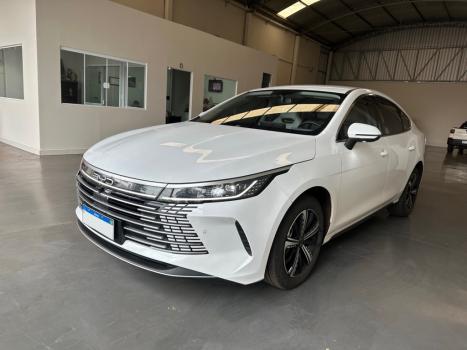 BYD King 1.5 16V 4P GS DM-I PHEV AUTOMÁTICO, Foto 2