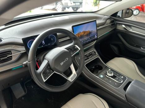 BYD King 1.5 16V 4P GS DM-I PHEV AUTOMÁTICO, Foto 14