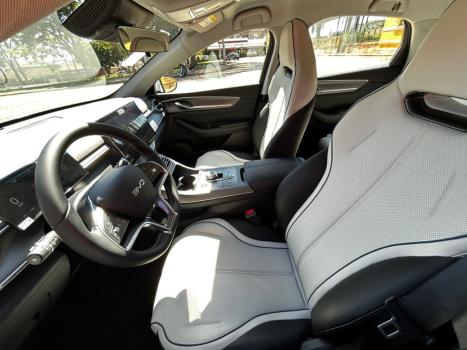 BYD King 1.5 16V 4P GS DM-I PHEV AUTOM�TICO, Foto 8