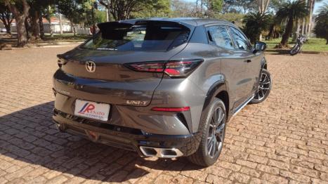 CHANGAN Uni-T 1.5 16V 4P FLEX TGDI 7DCT AUTOM�TICO, Foto 4