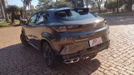 CHANGAN Uni-T 1.5 16V 4P FLEX TGDI 7DCT AUTOM�TICO, Foto 6