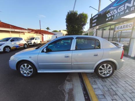 CHEVROLET Astra Hatch 2.0, Foto 4