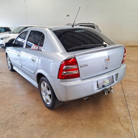 CHEVROLET Astra Hatch 2.0 4P ADVANTAGE FLEX AUTOMTICO, Foto 2