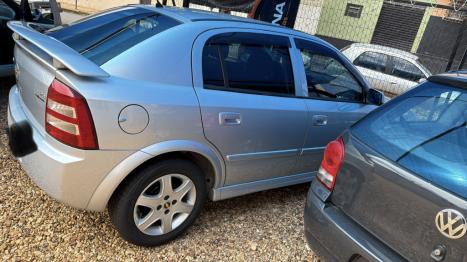 CHEVROLET Astra Hatch 2.0, Foto 4