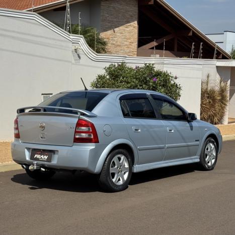 CHEVROLET Astra Hatch 2.0 4P ADVANTAGE  FLEX, Foto 2