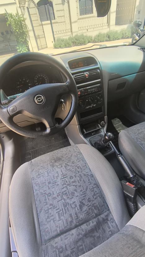 CHEVROLET Astra Sedan 1.8 4P, Foto 5