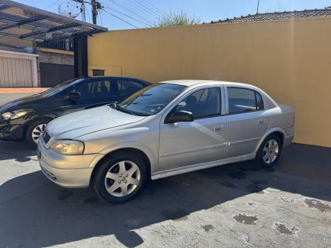 CHEVROLET Astra Sedan 1.8 4P, Foto 3