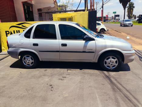 CHEVROLET Classic Sedan 1.0 4P, Foto 3 CHEVROLET Classic Sedan 1.0 4P, Foto 3