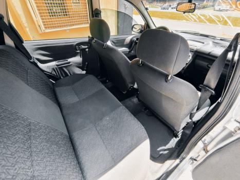 CHEVROLET Classic Sedan 1.0 4P, Foto 5 CHEVROLET Classic Sedan 1.0 4P, Foto 5