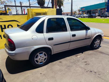CHEVROLET Classic Sedan 1.0 4P, Foto 8 CHEVROLET Classic Sedan 1.0 4P, Foto 8