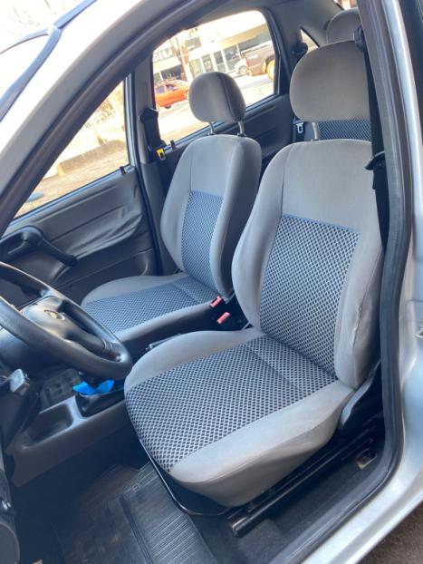 CHEVROLET Classic Sedan 1.0 4P VHCE FLEX LS, Foto 7 CHEVROLET Classic Sedan 1.0 4P VHCE FLEX LS, Foto 7